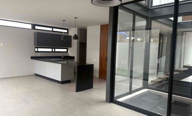 CASA EN VENTA EN EL EDEN LÓPEZ MATEOS SUR GALERÍAS SANTA ANITA