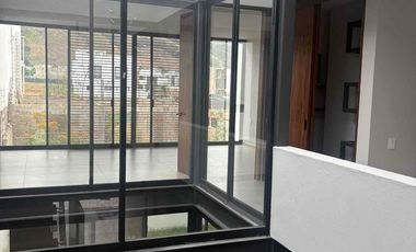 CASA EN VENTA EN EL EDEN LÓPEZ MATEOS SUR GALERÍAS SANTA ANITA