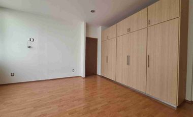 Se vende casa cerca de la Fuente de las 8 regiones, con vista panorámica