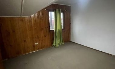 Amplia casa esquina 3D/2B cuenta con local comercial