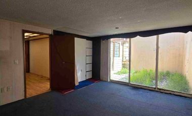 Proiedad comercial en renta, sobre Avenida Madero, justo frente al Palacio de Gobierno de la ciudad de Pachuca, Hidalgo.