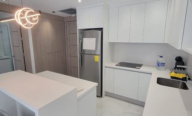 Alquiler Departamento de Lujo Semiamoblado en Titanium 1 – Ciudad Milenium, Samborondón