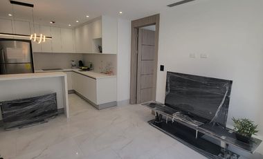 Alquiler Departamento de Lujo Semiamoblado en Titanium 1 – Ciudad Milenium, Samborondón