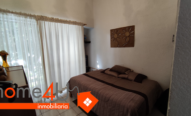 Linda y acogedora casa en condominio en excelente ubicación.