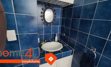 Linda y acogedora casa en condominio en excelente ubicación.