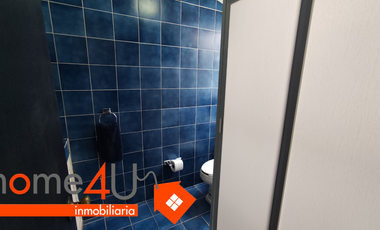 Linda y acogedora casa en condominio en excelente ubicación.