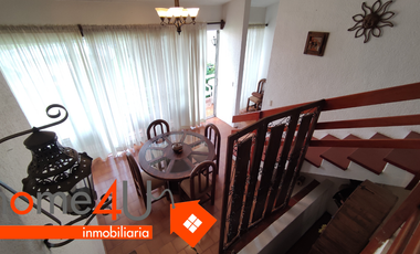 Linda y acogedora casa en condominio en excelente ubicación.