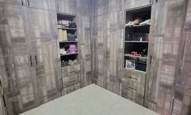 En venta lujosa y moderna casa de 4 dormitorios con piscina en Ciudad Celeste, Nuev Samborondon