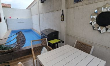En venta lujosa y moderna casa de 4 dormitorios con piscina en Ciudad Celeste, Nuev Samborondon