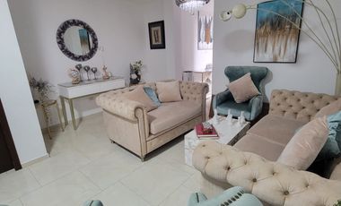En venta lujosa y moderna casa de 4 dormitorios con piscina en Ciudad Celeste, Nuev Samborondon