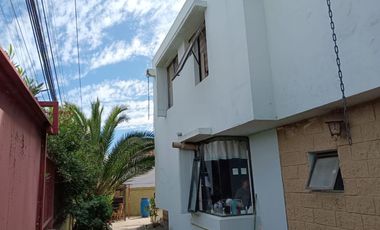 SE VENDE EXCELENTE CASA EN BARRIO RESDIDENCIAL DE QUILPUÉ