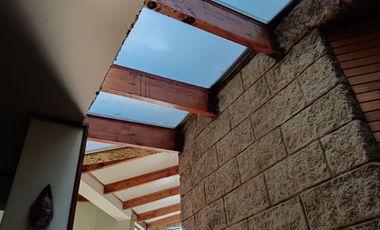 SE VENDE EXCELENTE CASA EN BARRIO RESDIDENCIAL DE QUILPUÉ