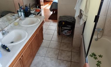 SE VENDE EXCELENTE CASA EN BARRIO RESDIDENCIAL DE QUILPUÉ