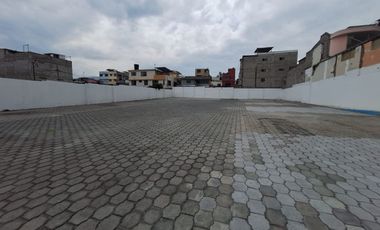 ARRIENDO TERRENO COMERCIAL CUMBAYA, CERCA AL PARQUE DE CUMBAYA