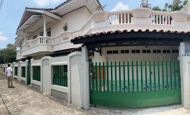 Nice House for Sale in Cirendeu, South Jakarta