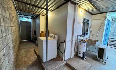 SE RENTA CASA AMUEBLADA EN CASA BLANCA CERCA IMSS