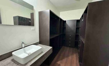 SE RENTA CASA AMUEBLADA EN CASA BLANCA CERCA IMSS