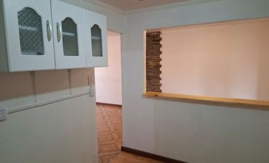 Casa de Dos Pisos, en Villa Jardín del Este