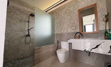 Di Jual Villa 4 bedroom di dekat Pantai Kedungu, Tabanan, Bali