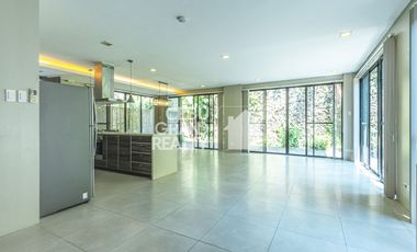 4 Bedrooms House for Rent in Maria Luisa Park