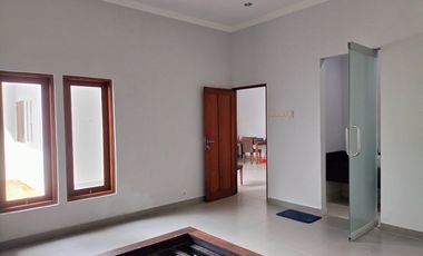 Rumah Bagus, Lega dan Terang di Jimbaran Dekat Sidewalk Mall dan Kampus Udayana
