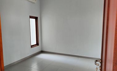 Rumah Bagus, Lega dan Terang di Jimbaran Dekat Sidewalk Mall dan Kampus Udayana