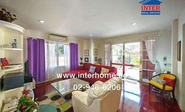 Two-story detached house, 70 sq.wa., located on Soi Ratchamankha 9, Phetkasem Road, Ratchamankha Road, Mueang Nakhon Pathom, Nakhon Pathom.