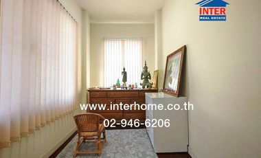 Two-story detached house, 70 sq.wa., located on Soi Ratchamankha 9, Phetkasem Road, Ratchamankha Road, Mueang Nakhon Pathom, Nakhon Pathom.