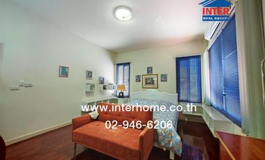 Two-story detached house, 70 sq.wa., located on Soi Ratchamankha 9, Phetkasem Road, Ratchamankha Road, Mueang Nakhon Pathom, Nakhon Pathom.