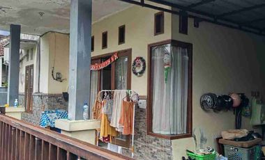 RUMAH SECOND - PATIH NAMBI, UBUNG KAJA