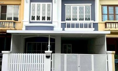 Two-story townhome, 18 sq.wa., Busarin Village, Khlong 2, Rangsit-Nakhon Nayok Road, Lam Luk Ka, Pathum Thani.