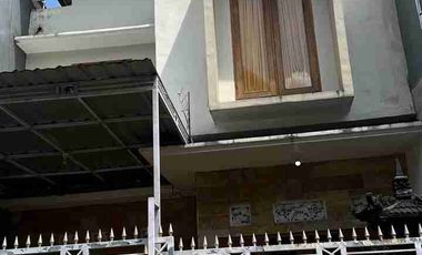 RUMAH 2 LANTAI - LOKASI JALAN SUBAK PAKEL UBUNG KAJA