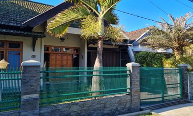 Disewakan Rumah Strategis Komplek Nusa Hijau Cimahi  Dekat Tol & Nyaman