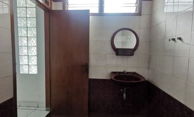 Disewakan Rumah Strategis Komplek Nusa Hijau Cimahi  Dekat Tol & Nyaman