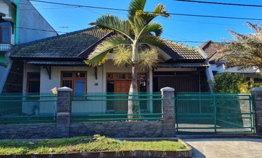 Disewakan Rumah Strategis Komplek Nusa Hijau Cimahi  Dekat Tol & Nyaman