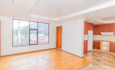 CASA RENTERA DE OPORTUNIDAD EN VENTA – 7 Departamentos - Cuenca