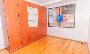 CASA RENTERA DE OPORTUNIDAD EN VENTA – 7 Departamentos - Cuenca