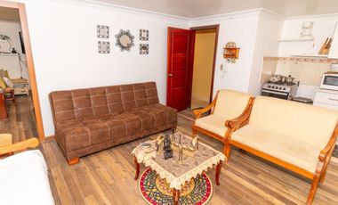 CASA RENTERA DE OPORTUNIDAD EN VENTA – 7 Departamentos - Cuenca