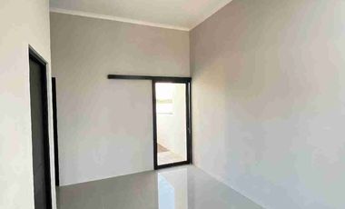 Rumah murah strategis dekat MERR surabaya