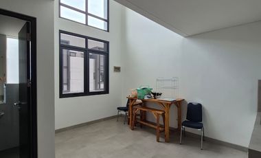 Disewa Ruko 3 Lantai Latinos Business District di Bsd City