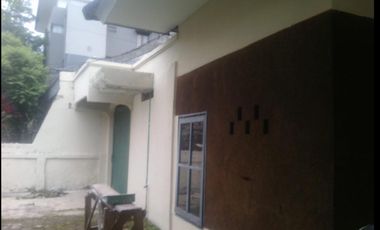 Disewakan Rumah Lokasi dekat Rumah sakit Hasan Sadikit dekat Rumah Sakit Adven Lokasi Sayap Cipaganti Sukajadi