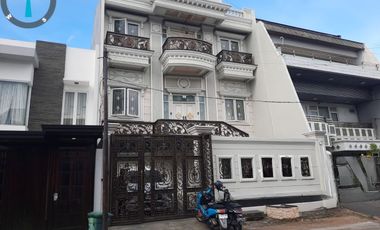 Di Jual Rumah Taman Palem Lestari Jakarta Barat