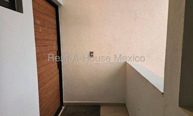 VENTA. Departamento de 3 recámaras, El Condado, Corregidora
