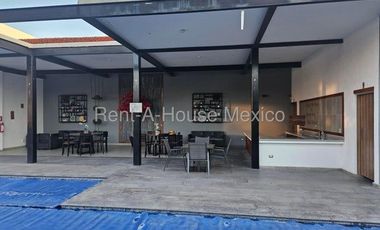 VENTA. Departamento de 3 recámaras, El Condado, Corregidora