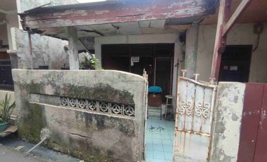 Rumah Tua Slipi Petamburan Cocok Untuk Kost2an Atau Kontrakan