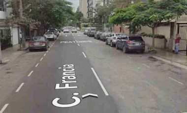 Vendo Departamento en Miraflores de 117m2 en 4to.piso en Calle Francia cuadra 4