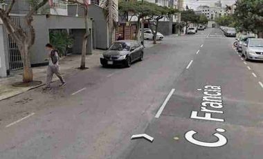 Vendo Departamento en Miraflores de 117m2 en 4to.piso en Calle Francia cuadra 4