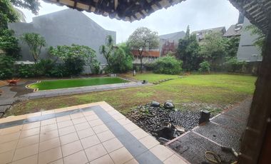 RUMAH RUANG USAHA 2 LANTAI KEMANG AREA KOMERSIL SIAP HUNI PARKIR LUAS BEBAS BANJIR