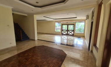 RUMAH RUANG USAHA 2 LANTAI KEMANG AREA KOMERSIL SIAP HUNI PARKIR LUAS BEBAS BANJIR