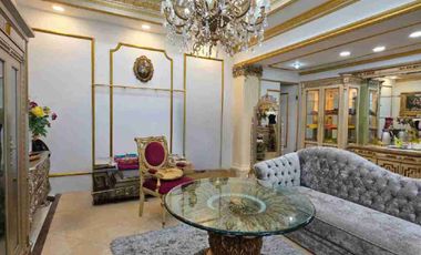 DIJUAL RUMAH LOKASI STRATEGIS DEKAT TAMAN DI TEBET JAKARTA SELATAN